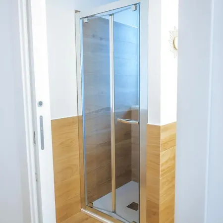 Jlh Aparts - Just Like *