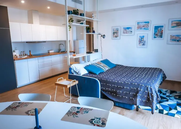 Jlh Aparts - Just Like Bari