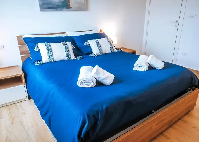 Jlh Aparts - Just Like