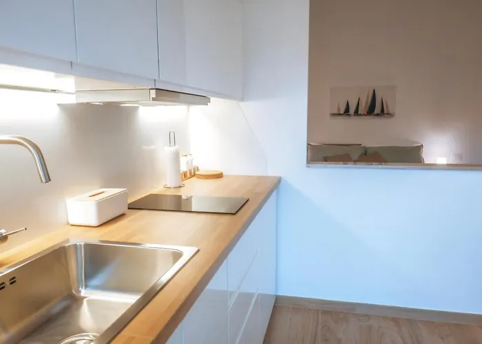 Jlh Aparts - Just Like Bari