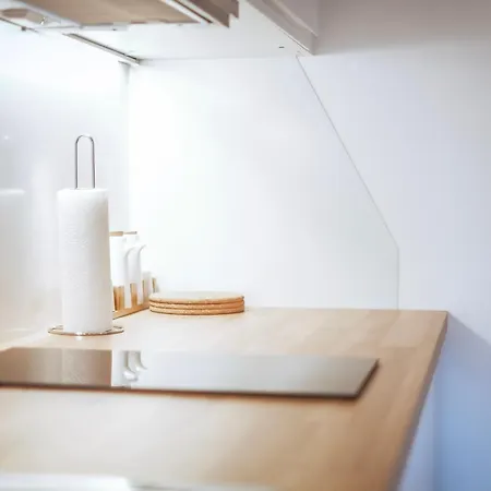 Jlh Aparts - Just Like Bari